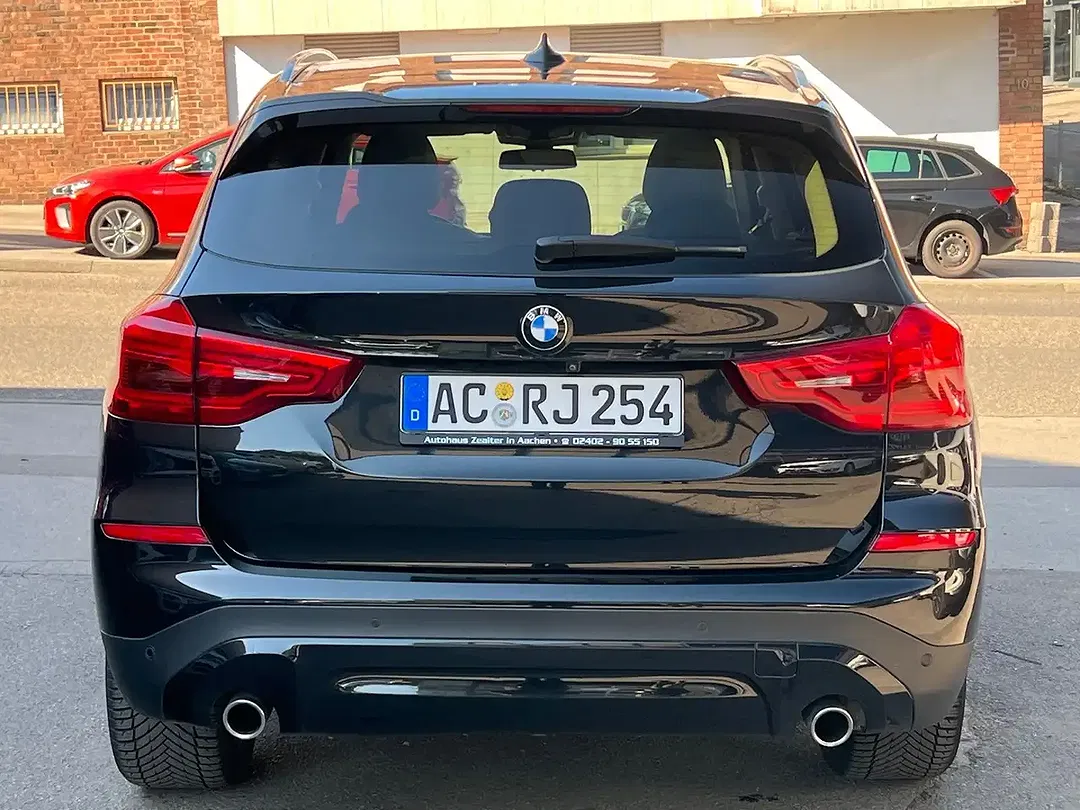 BMW X3 - Thumbnail 10