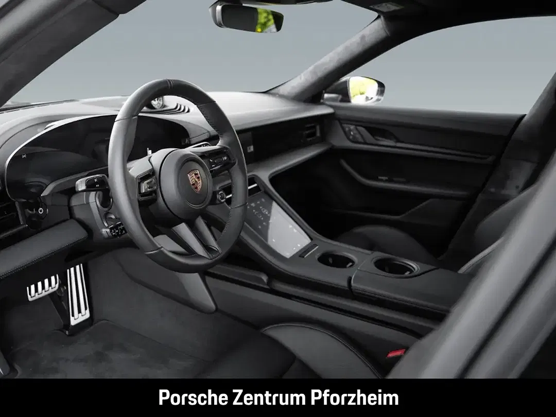 Porsche Taycan - Thumbnail 5