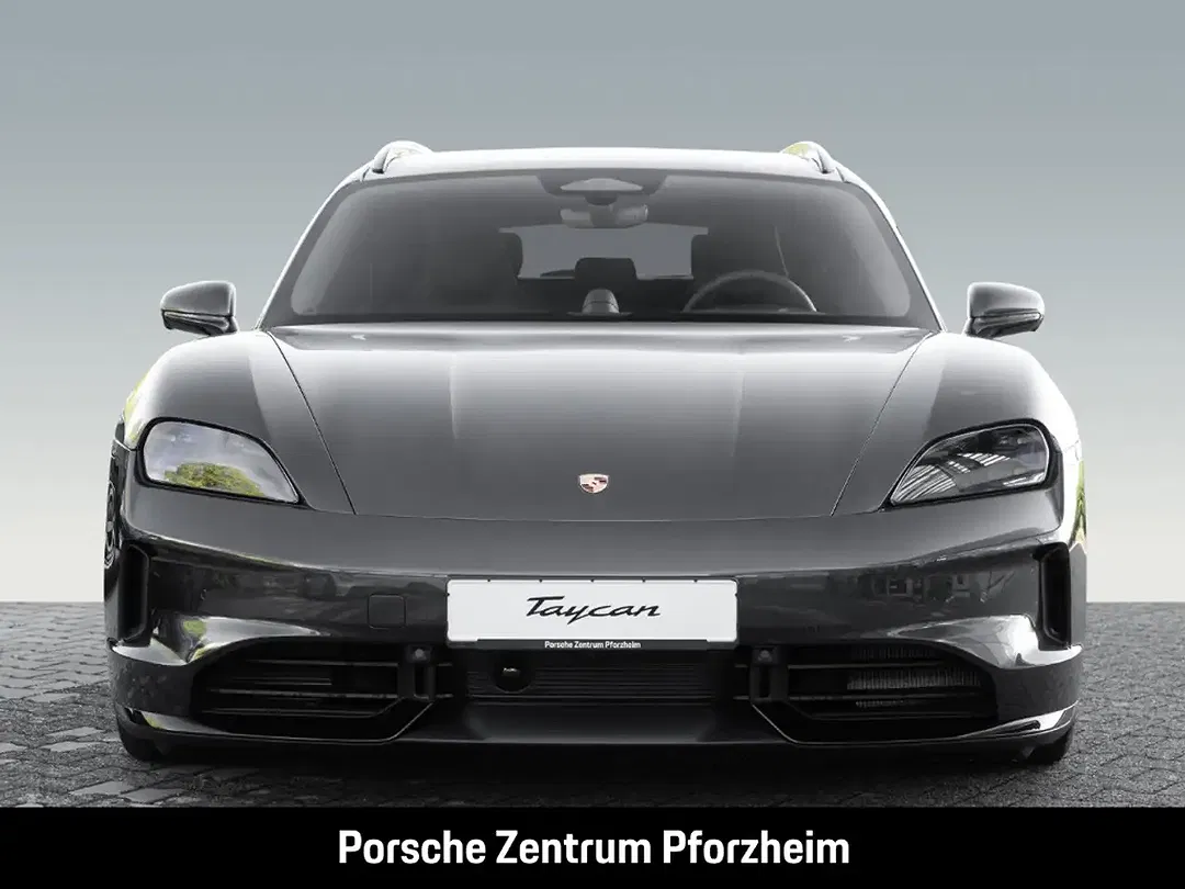 Porsche Taycan - Thumbnail 8