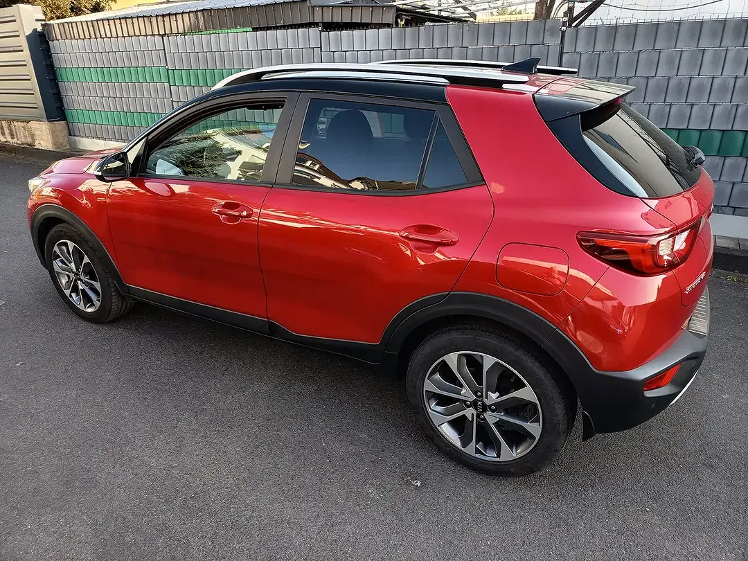 Kia Stonic - Thumbnail 2