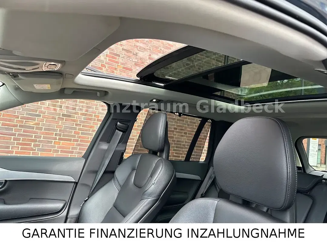 Volvo XC90 - Thumbnail 15