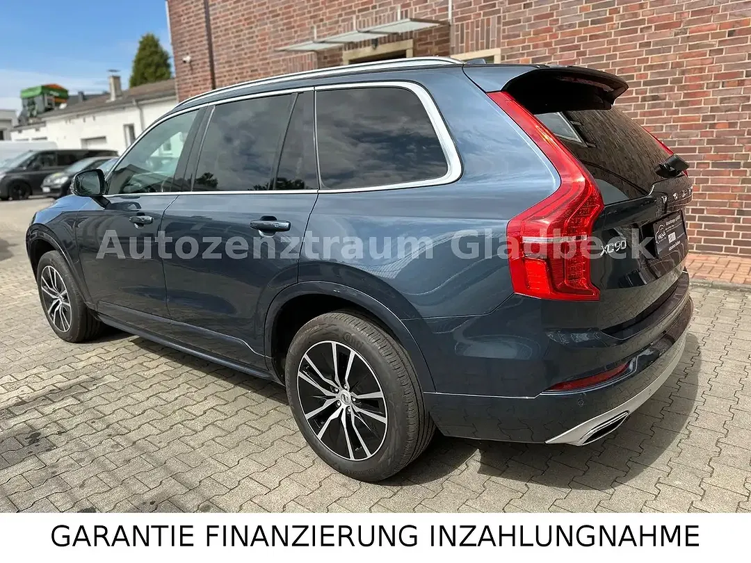 Volvo XC90 - Thumbnail 9