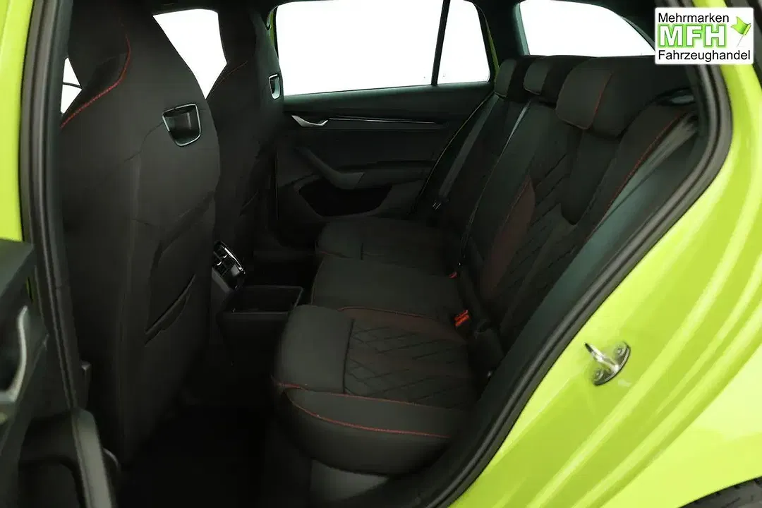 Skoda Octavia - Thumbnail 11
