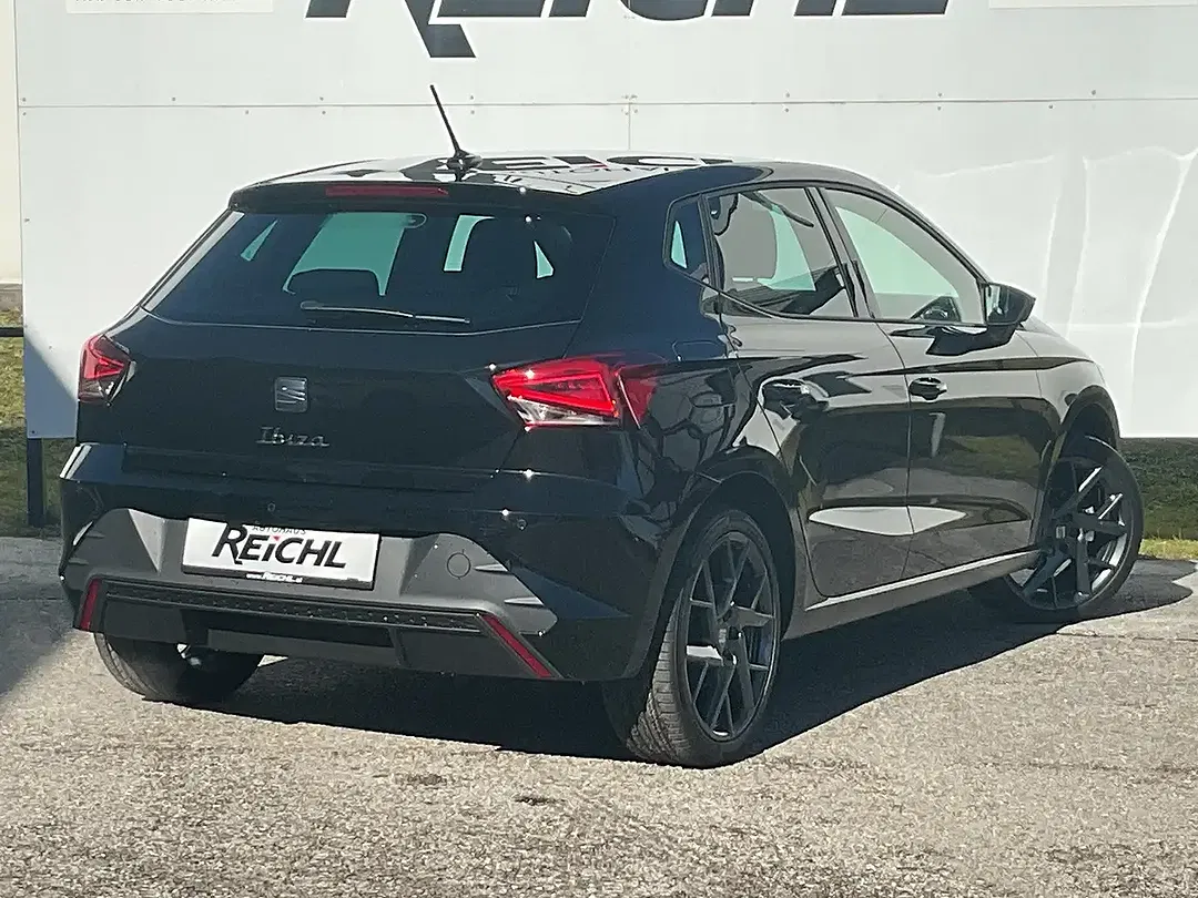 SEAT Ibiza - Thumbnail 3