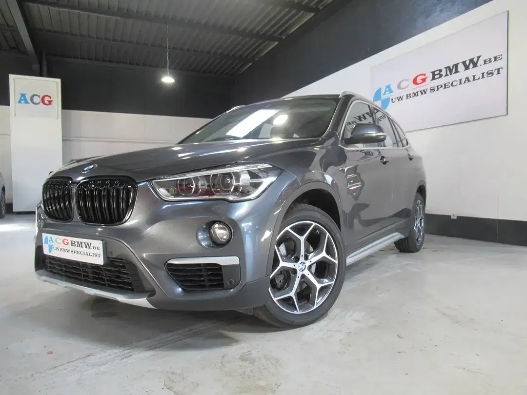 BMW X1 - Thumbnail 2