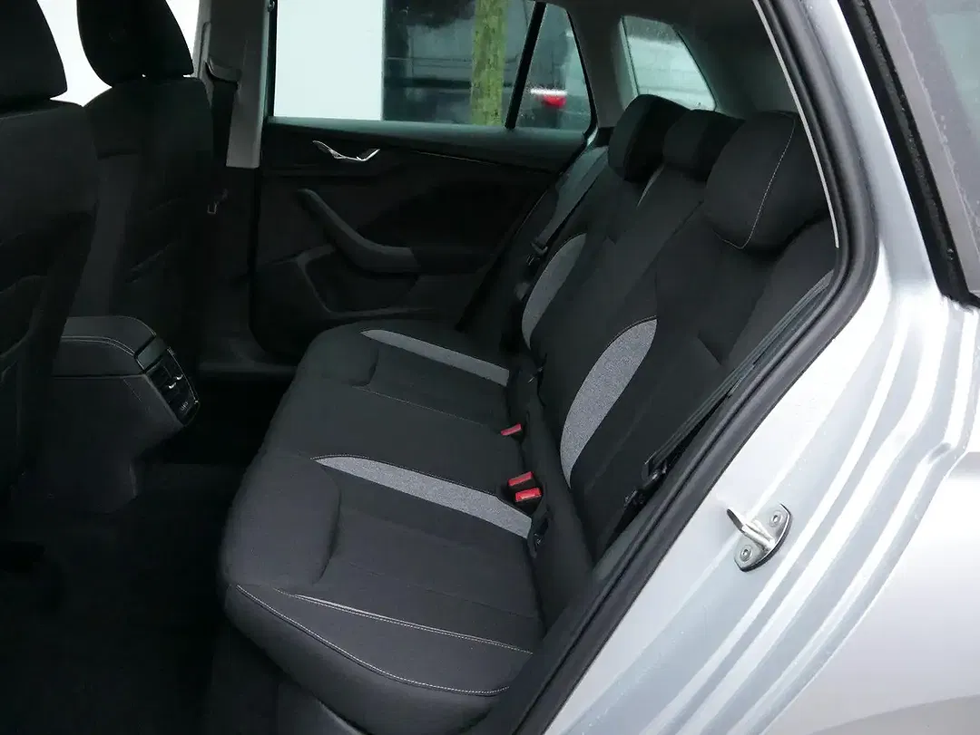 Skoda Kamiq - Thumbnail 8