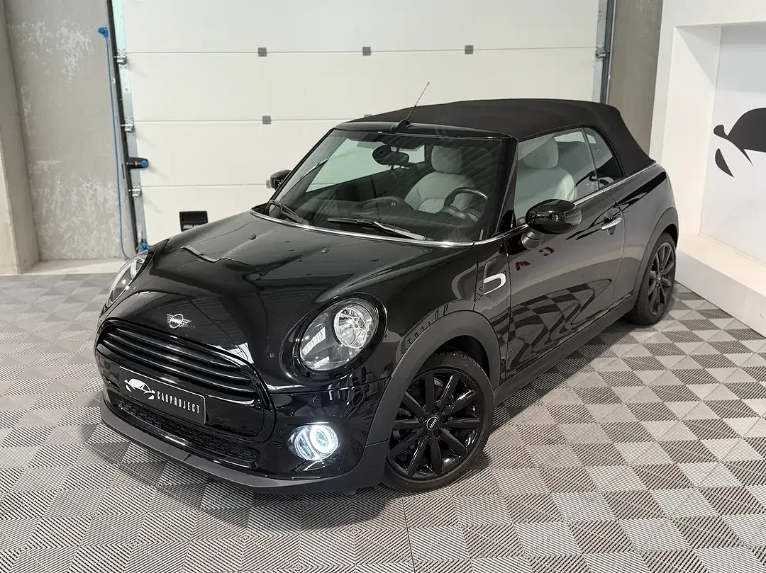 MINI Cooper Cabrio - Thumbnail 2