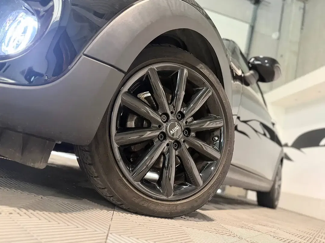 MINI Cooper Cabrio - Thumbnail 5