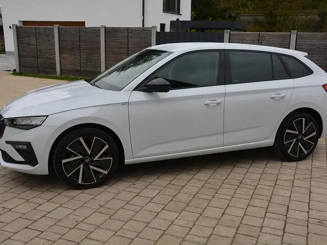 Skoda Scala - Thumbnail 3