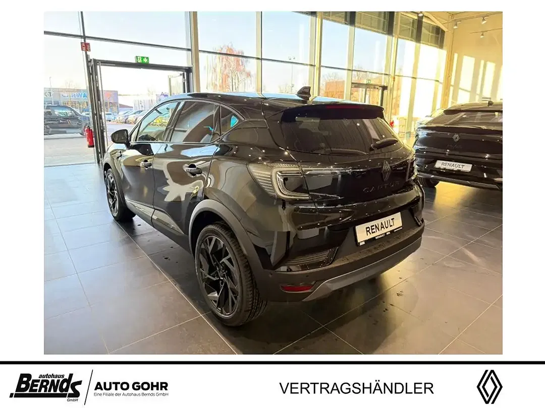 Renault Captur - Thumbnail 3