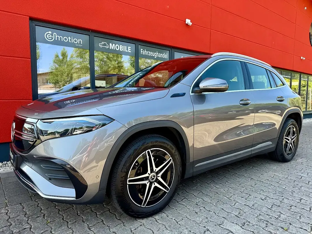 Mercedes-Benz EQA 250 AMG Line