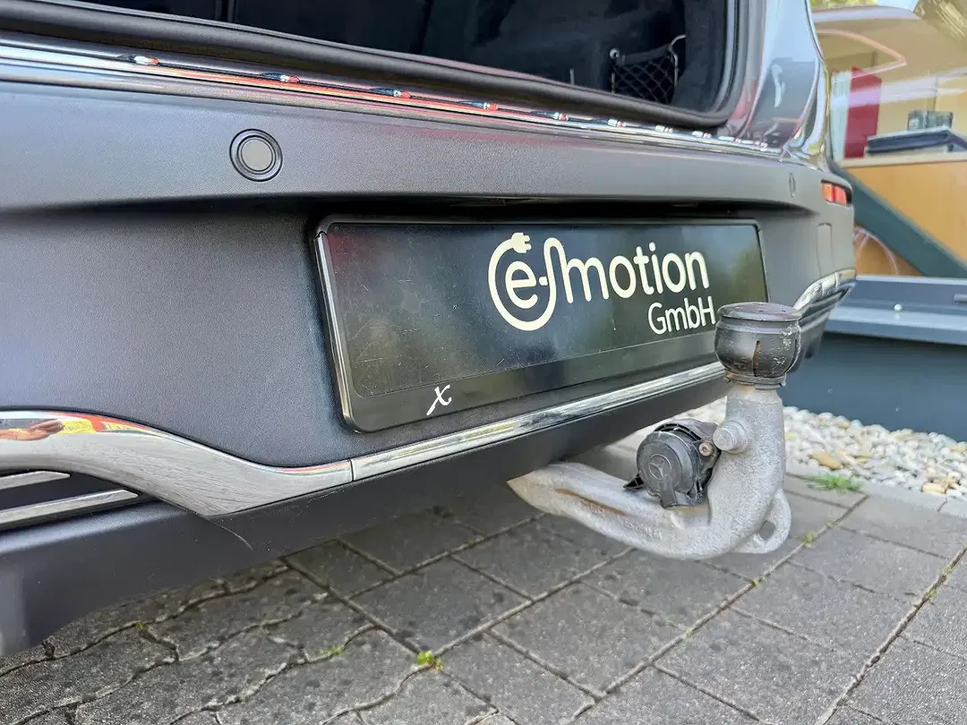 Mercedes-Benz EQA - Thumbnail 13