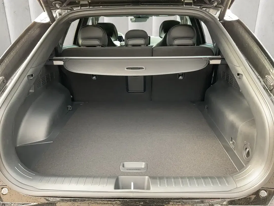 Kia EV6 - Thumbnail 10