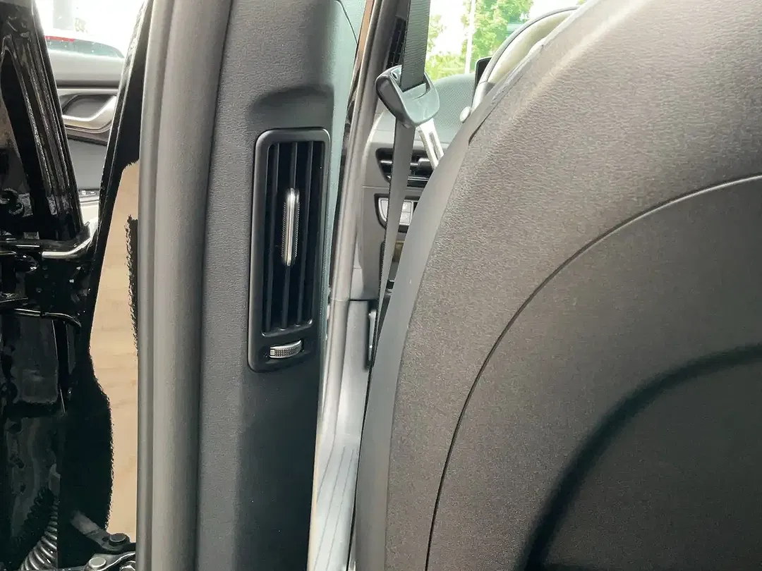 Kia EV6 - Thumbnail 14
