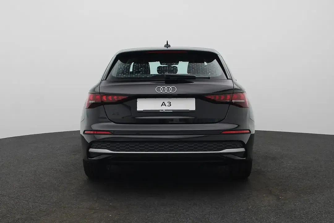 Audi A3 - Thumbnail 4