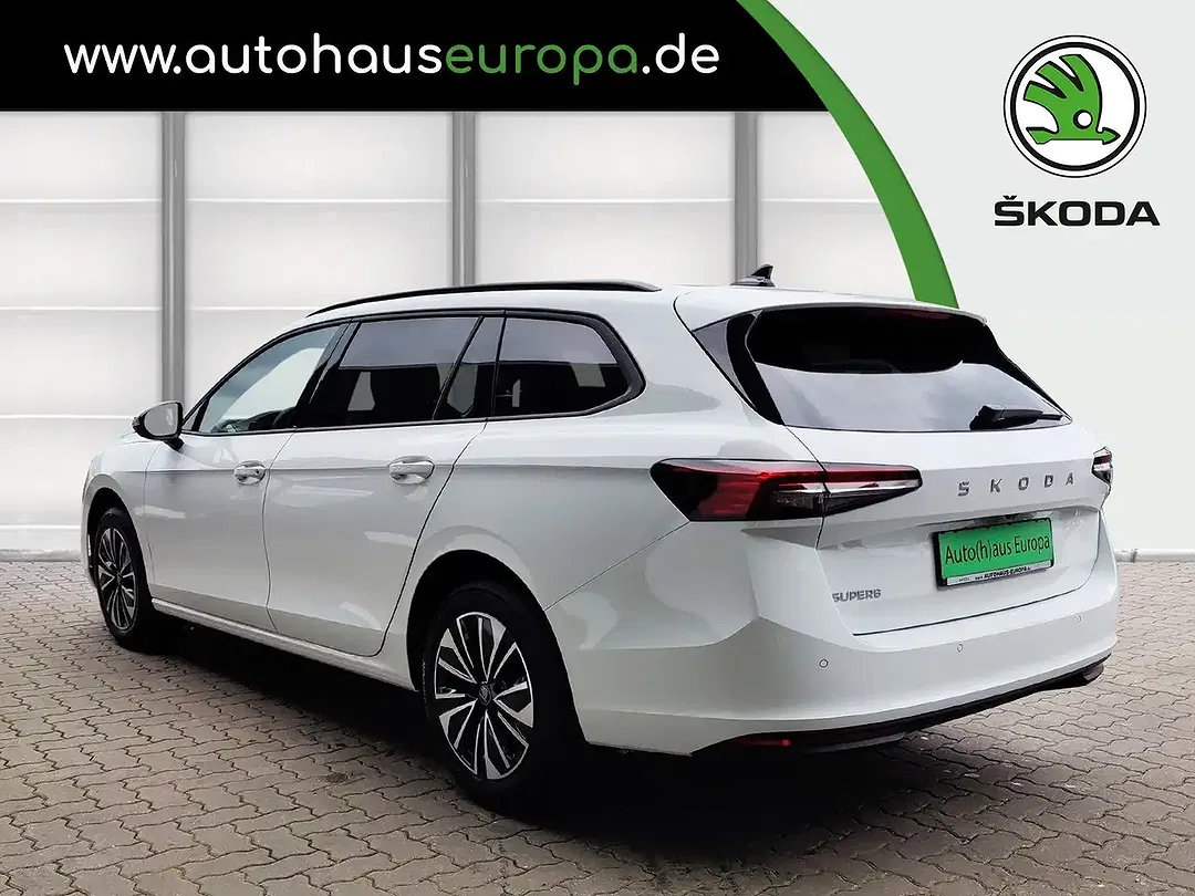 Skoda Superb - Thumbnail 2