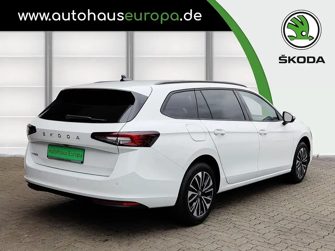Skoda Superb - Thumbnail 5
