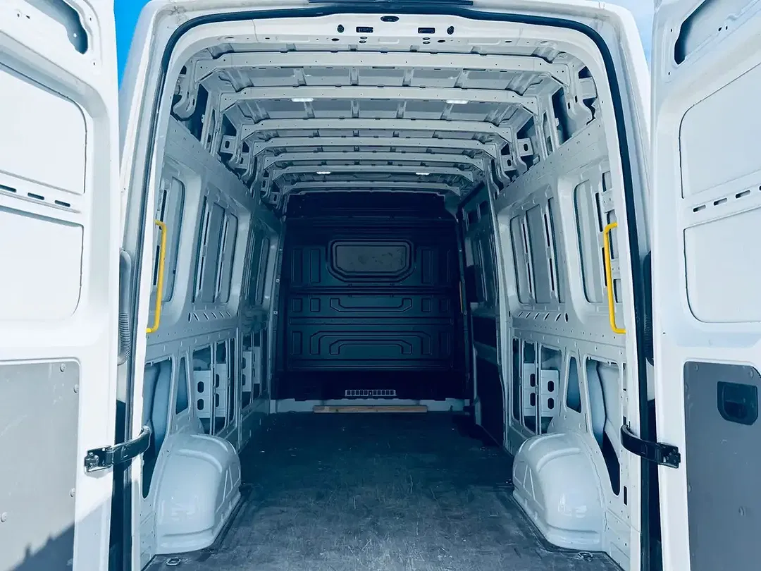 Volkswagen Crafter - Thumbnail 13
