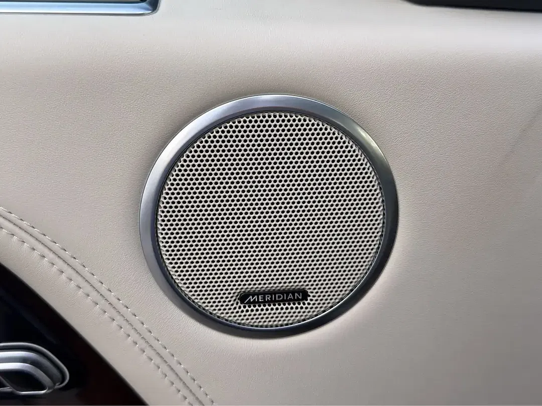 Land Rover Range Rover - Thumbnail 14