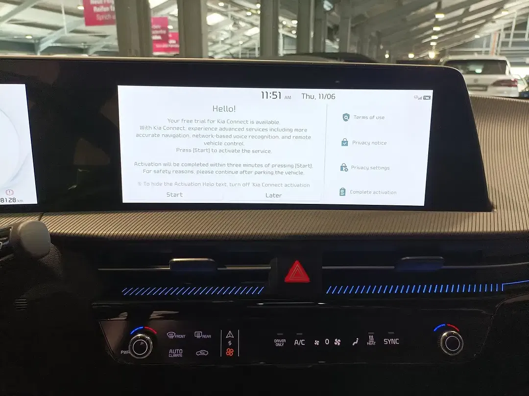 Kia EV6 - Thumbnail 12
