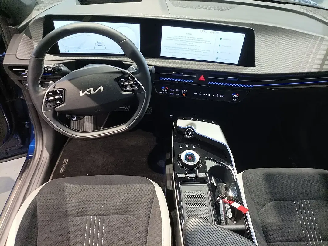Kia EV6 - Thumbnail 14