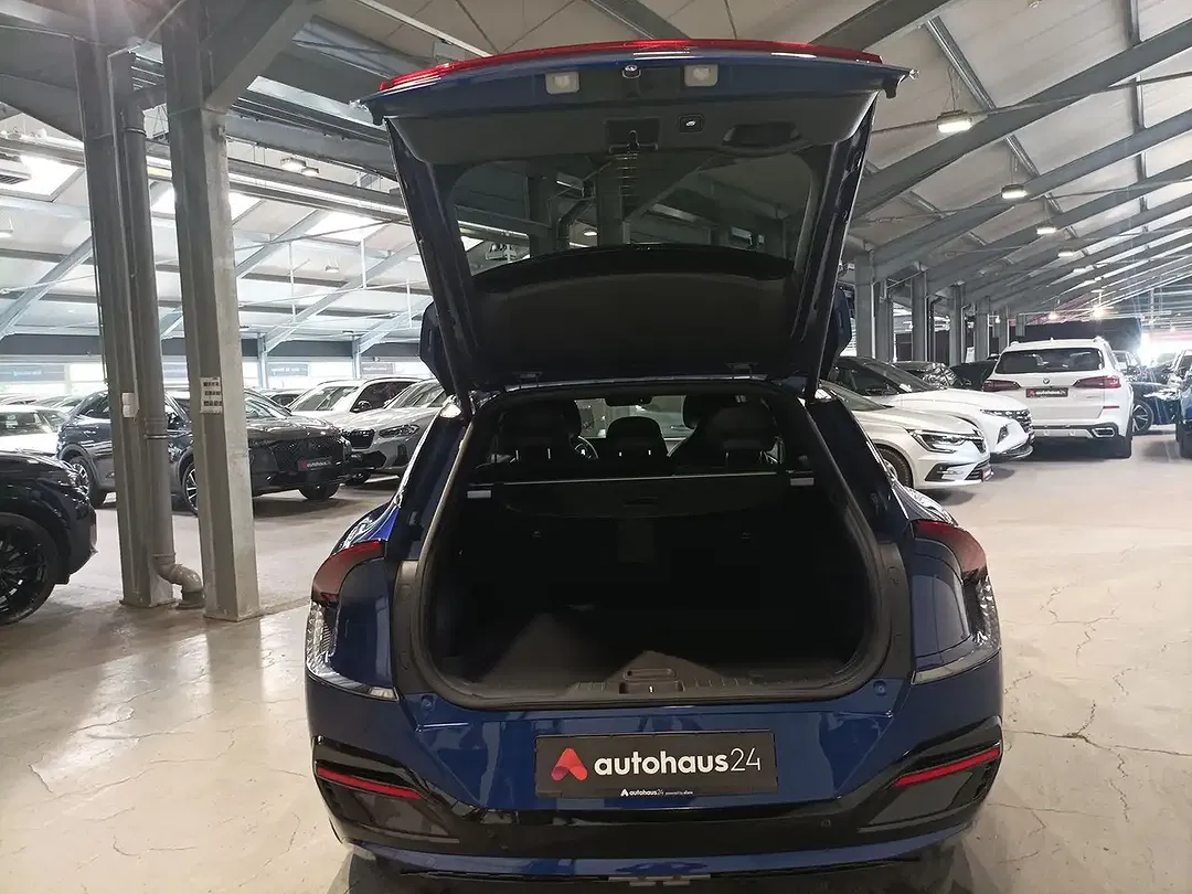 Kia EV6 - Thumbnail 6