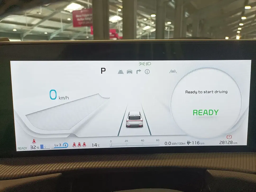 Kia EV6 - Thumbnail 7