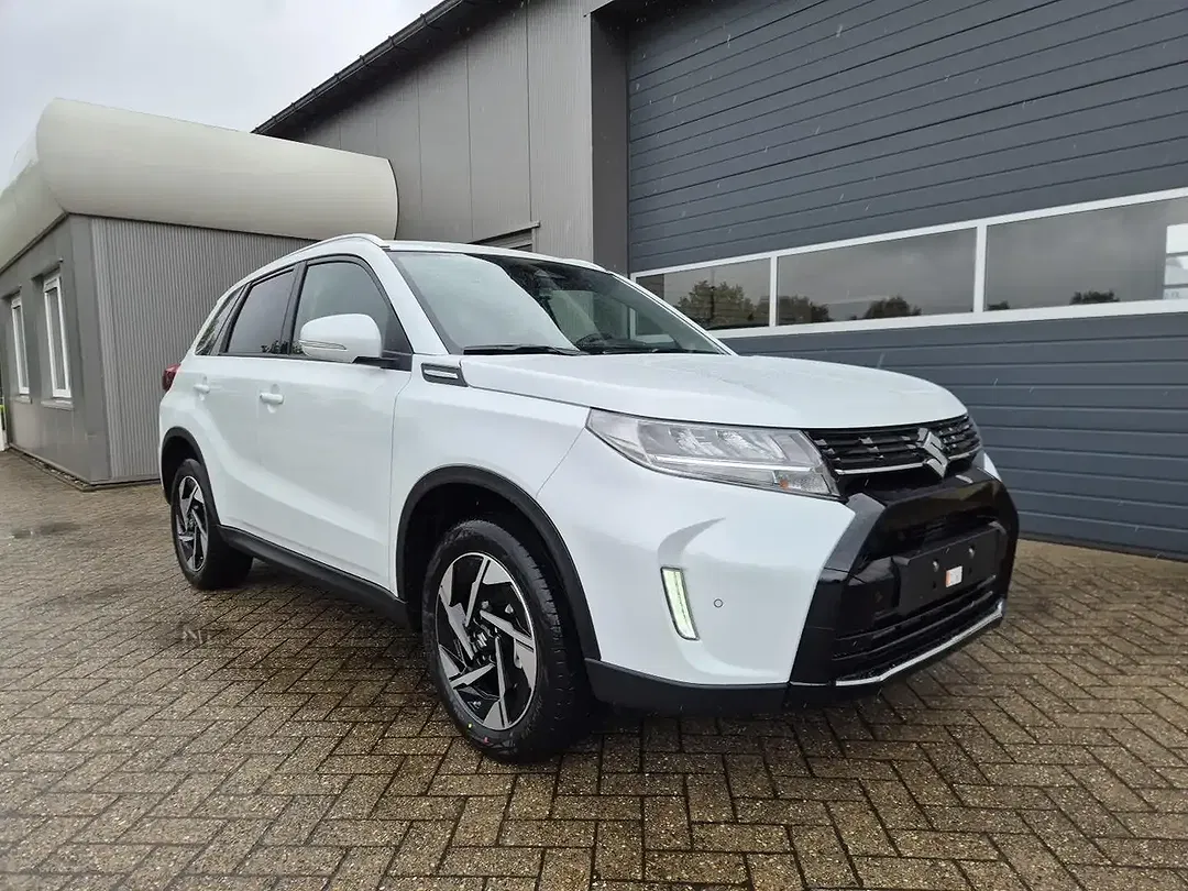 Suzuki Vitara - Thumbnail 7