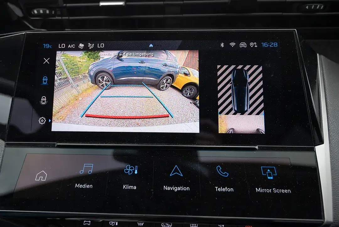 Peugeot 308 - Thumbnail 8