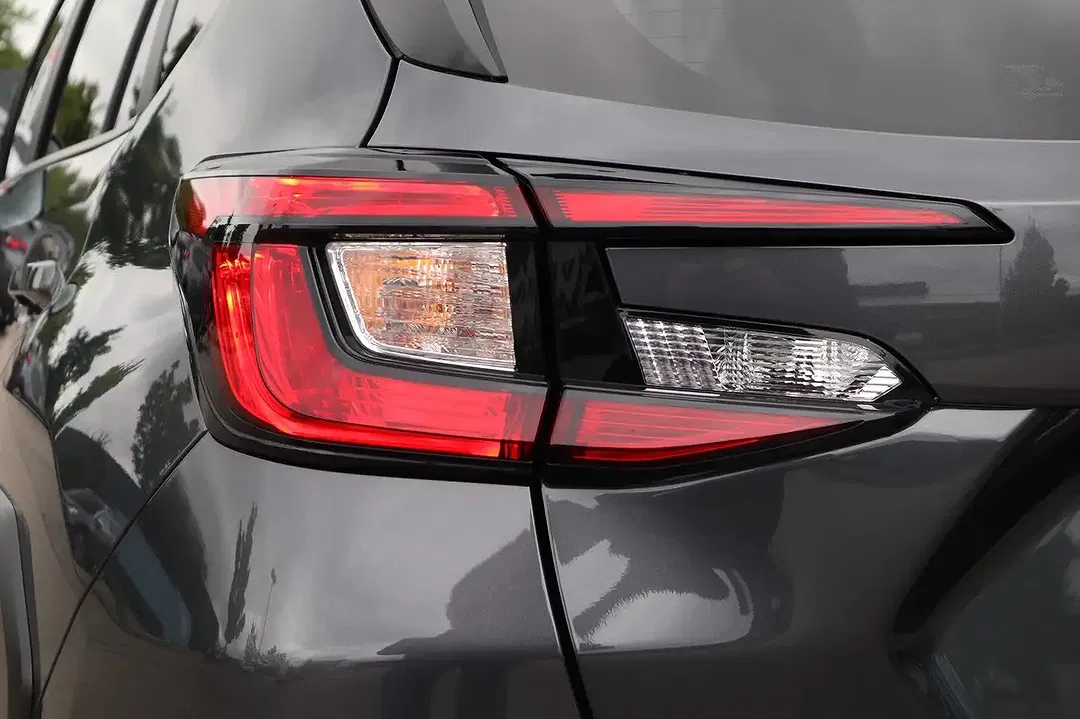 Subaru Crosstrek - Thumbnail 8