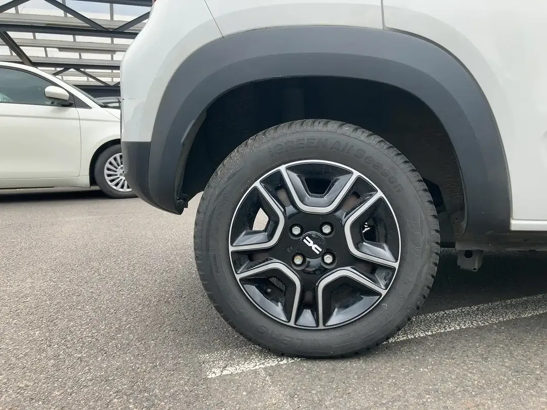 Dacia Spring - Thumbnail 6