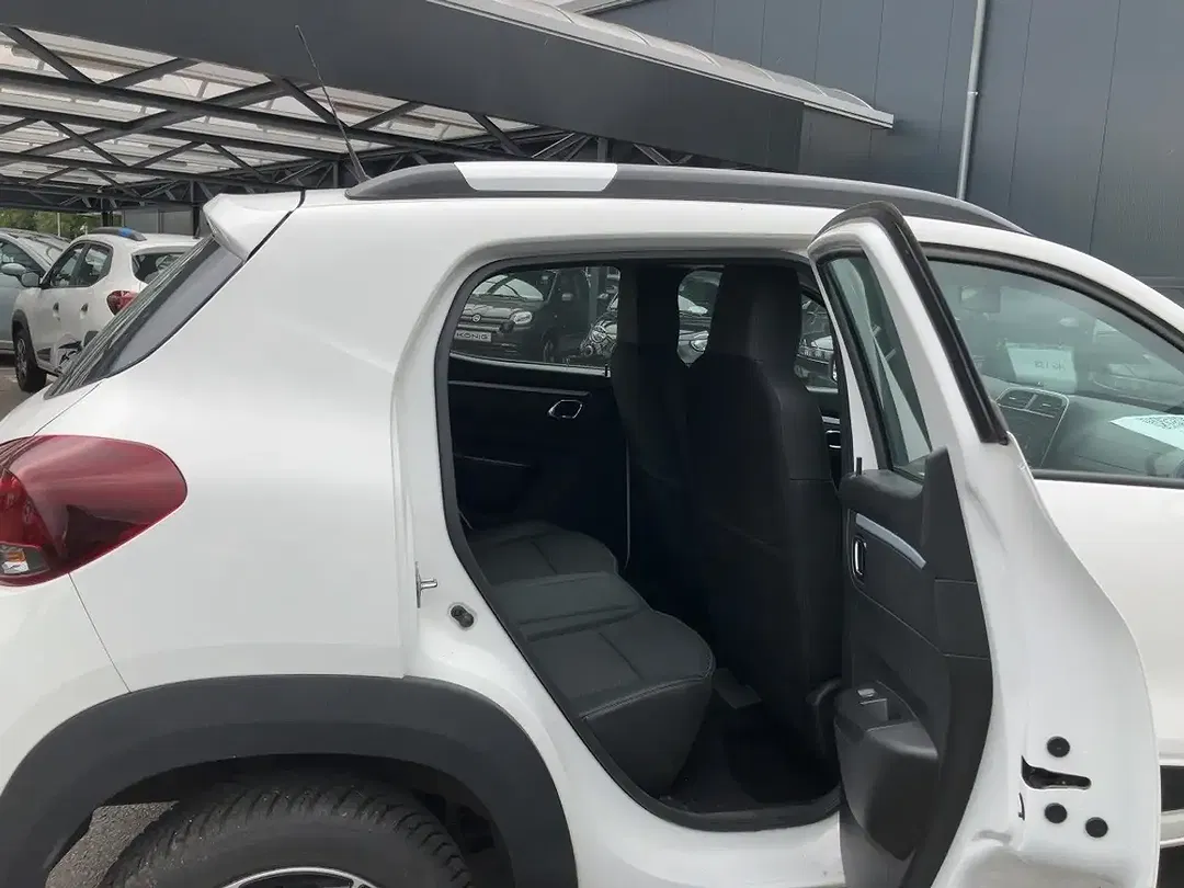 Dacia Spring - Thumbnail 8