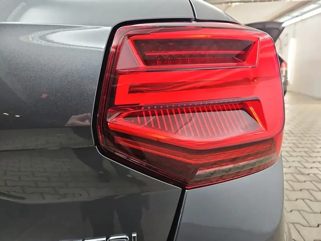 Audi Q2 - Thumbnail 12