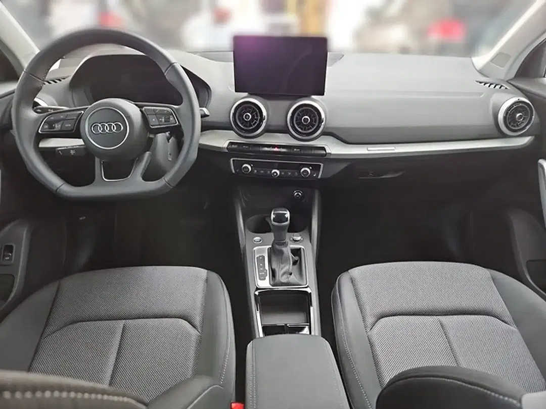 Audi Q2 - Thumbnail 9