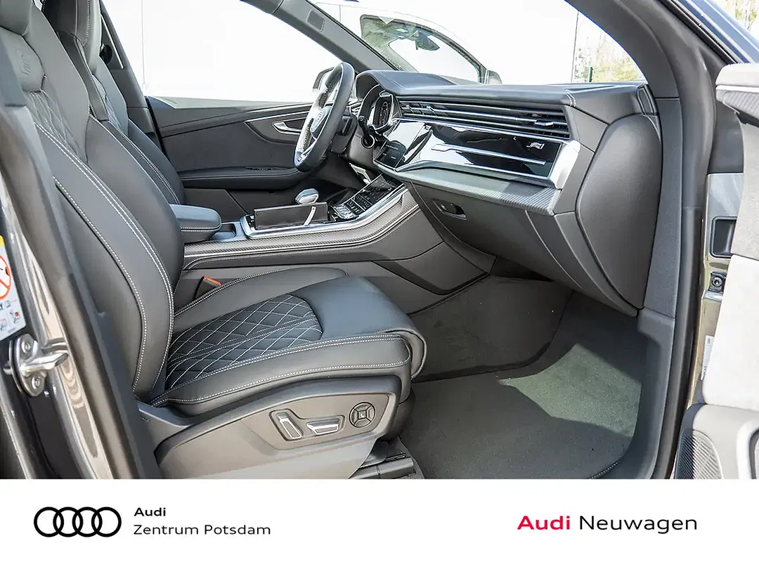 Audi Q8 - Thumbnail 2
