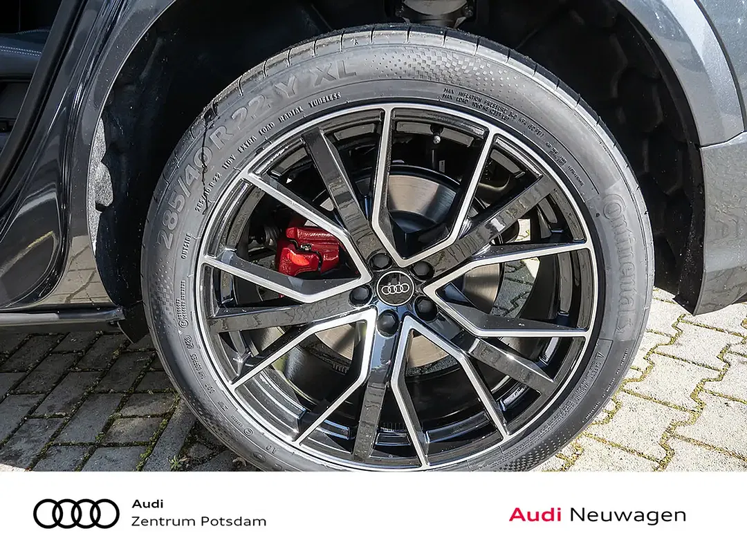 Audi Q8 - Thumbnail 6