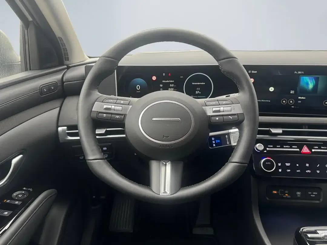 Hyundai TUCSON - Thumbnail 12