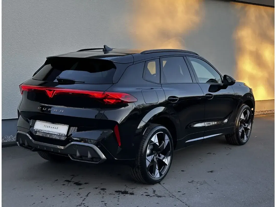 CUPRA Terramar - Thumbnail 2