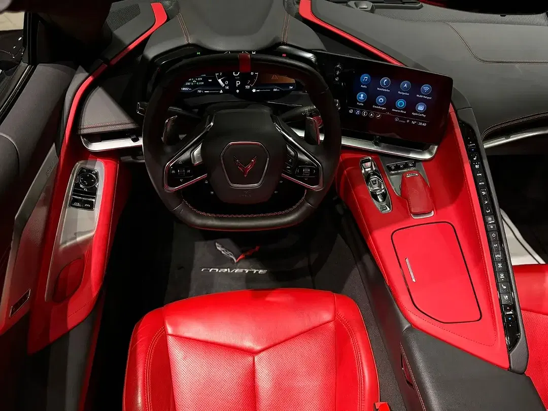 Corvette C8 - Thumbnail 7