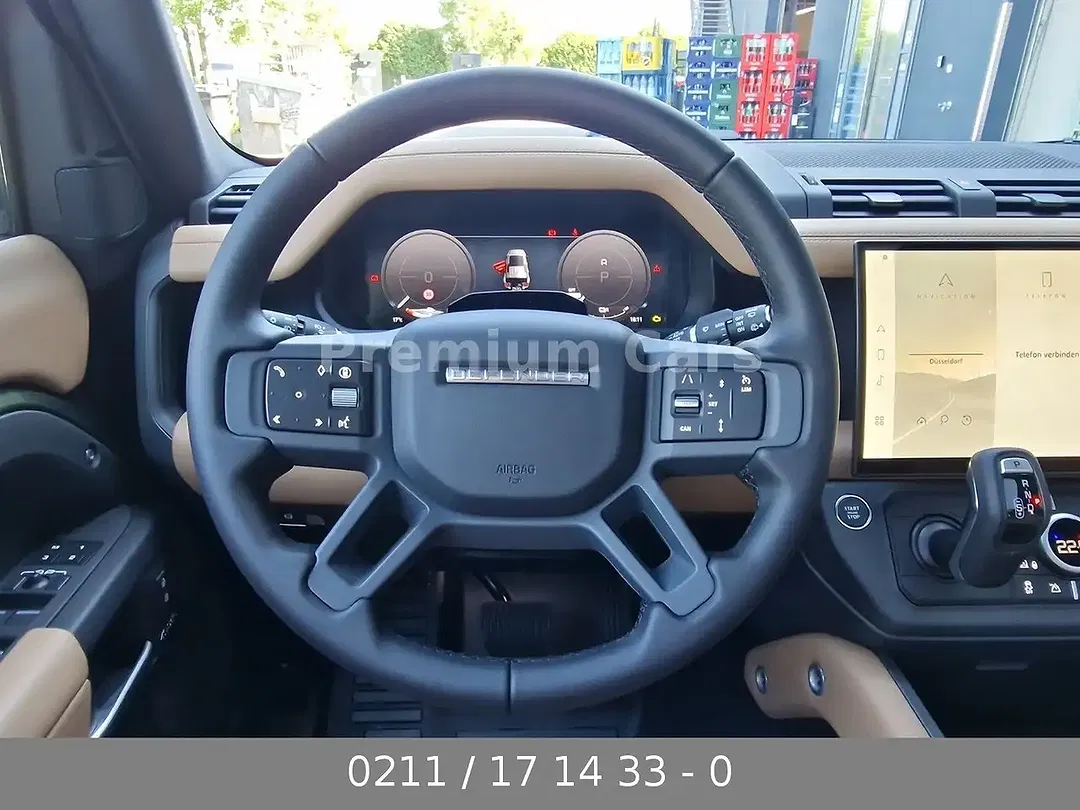 Land Rover Defender - Thumbnail 12