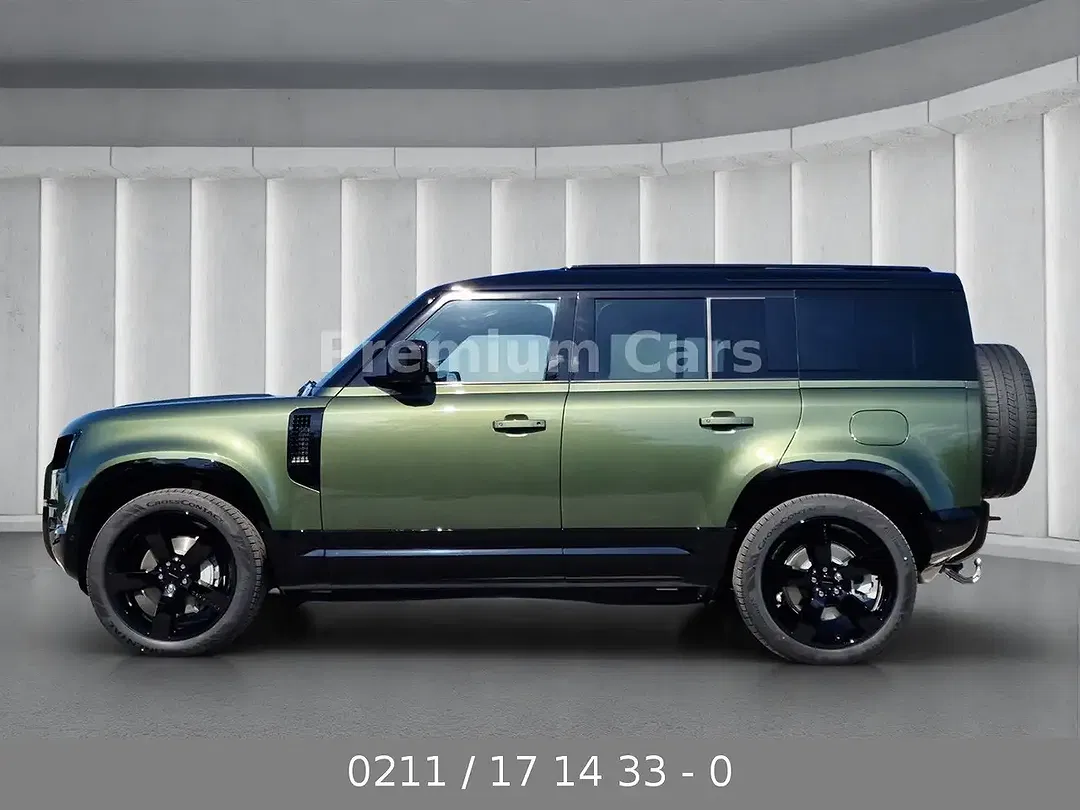 Land Rover Defender - Thumbnail 4