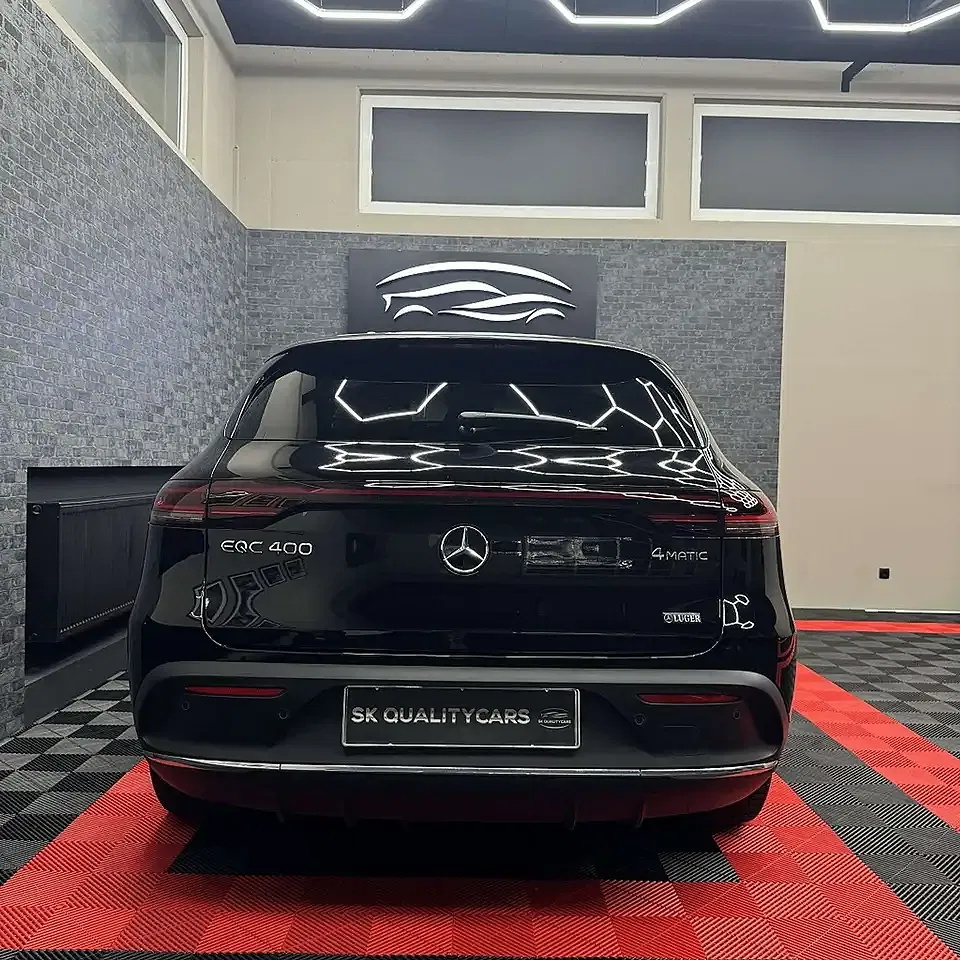 Mercedes-Benz EQC 400 - Thumbnail 10