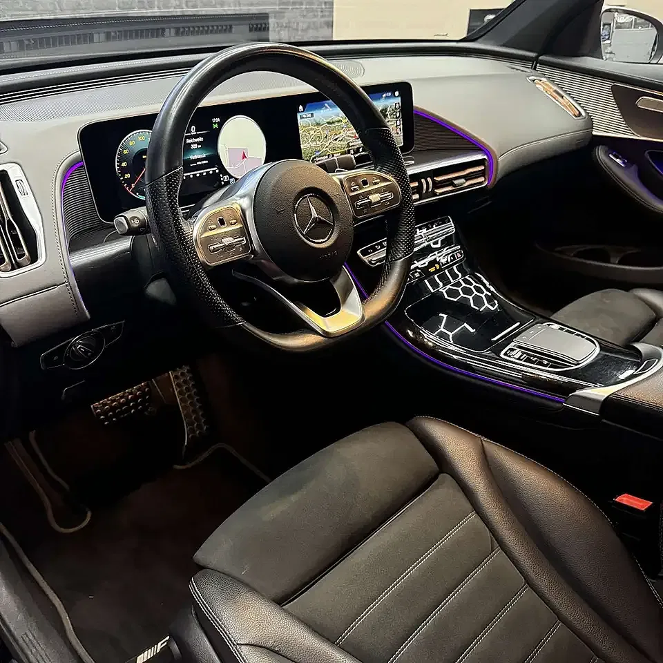 Mercedes-Benz EQC 400 - Thumbnail 12