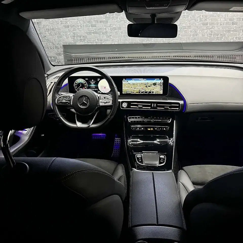 Mercedes-Benz EQC 400 - Thumbnail 15