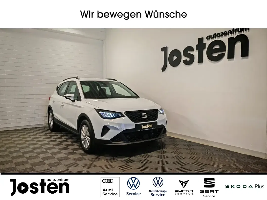 SEAT Arona - Thumbnail 1