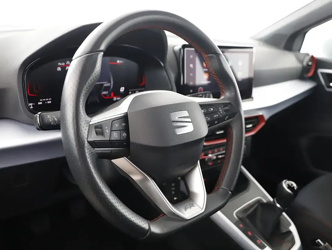 SEAT Arona - Thumbnail 10