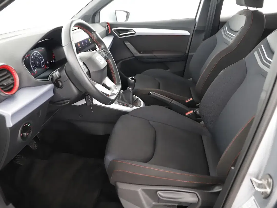 SEAT Arona - Thumbnail 7
