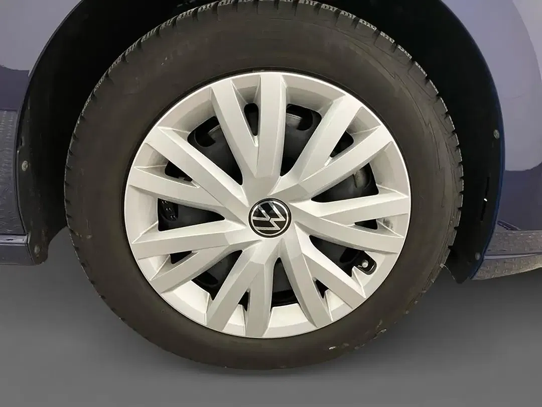 Volkswagen Golf - Thumbnail 13