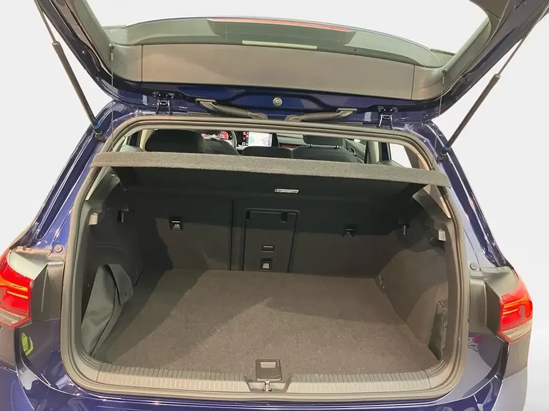 Volkswagen Golf - Thumbnail 14