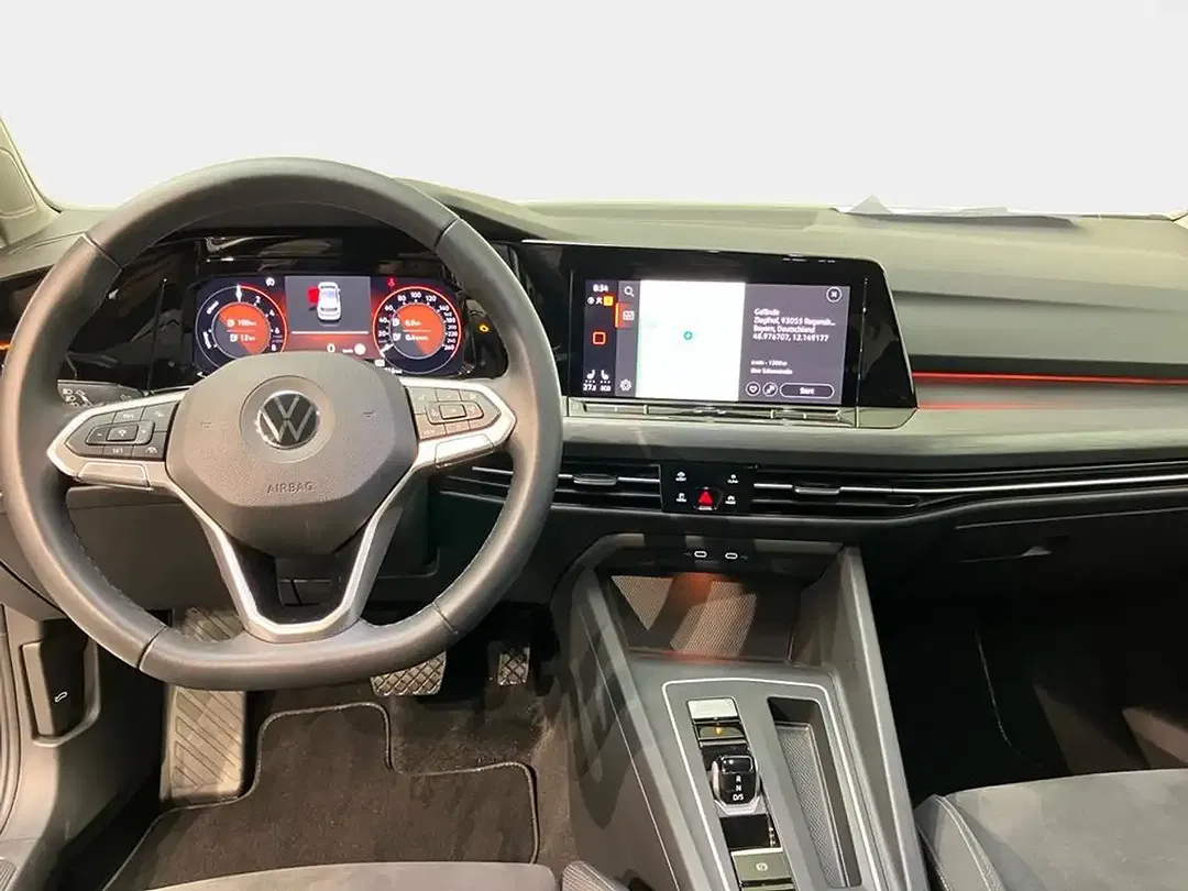 Volkswagen Golf - Thumbnail 9
